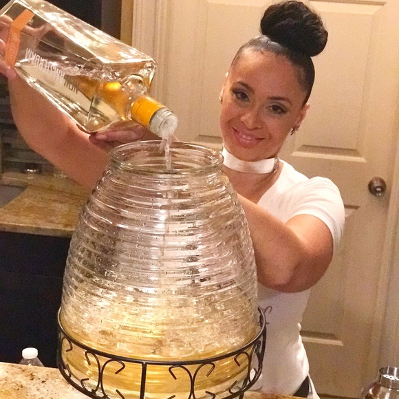 Meet your Posher, Ayesha - Picture 6 of 6